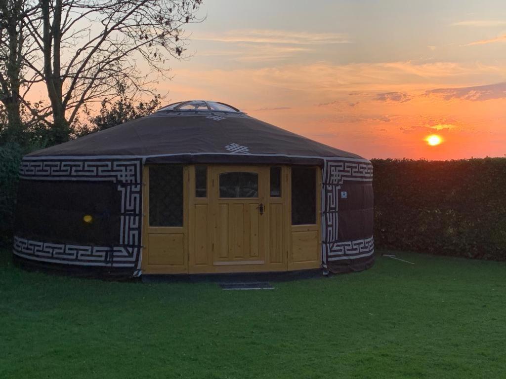 Overnachten In Een Luxe Yurt! Zonnemaire Exteriér fotografie