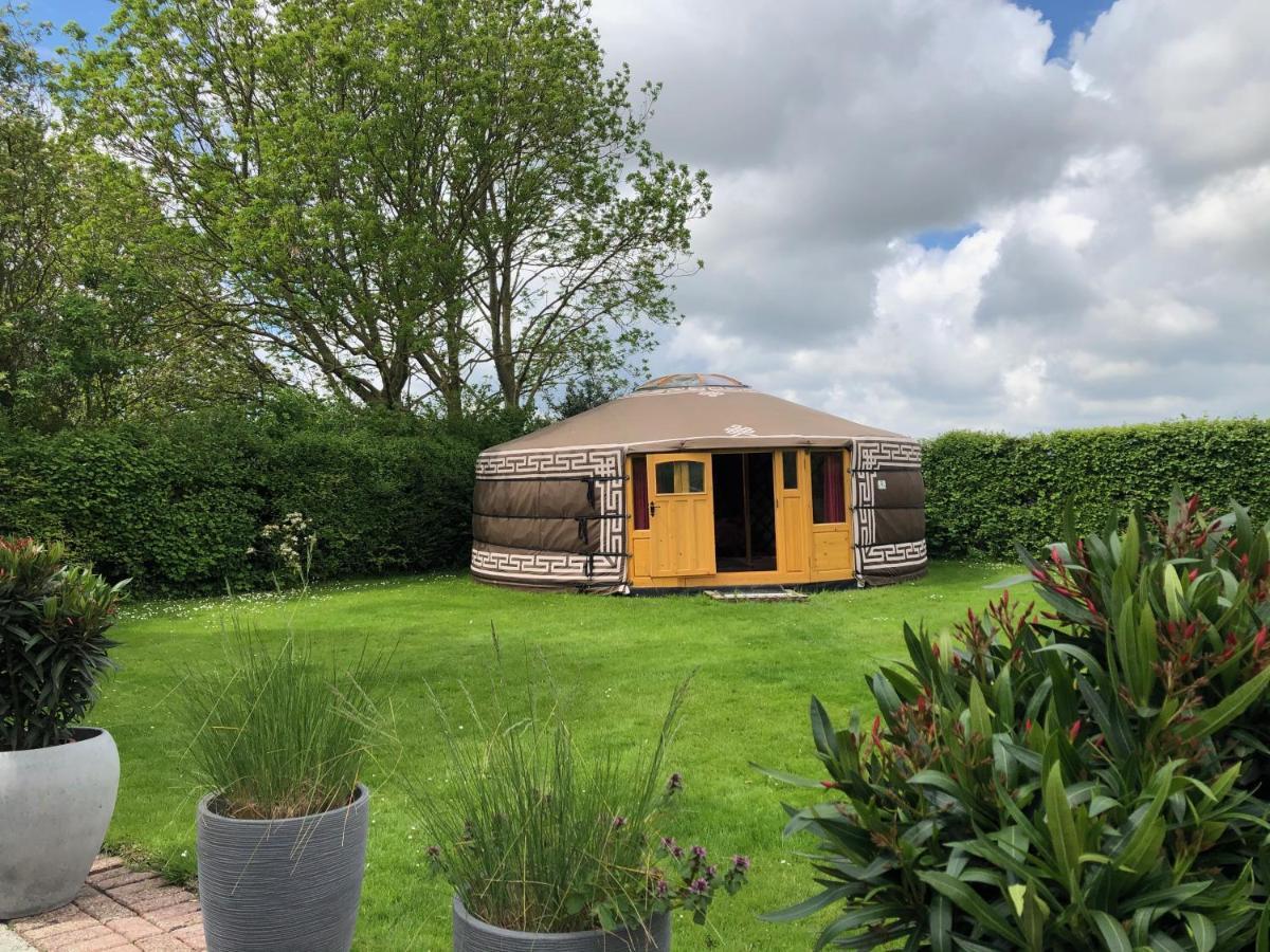Overnachten In Een Luxe Yurt! Zonnemaire Exteriér fotografie