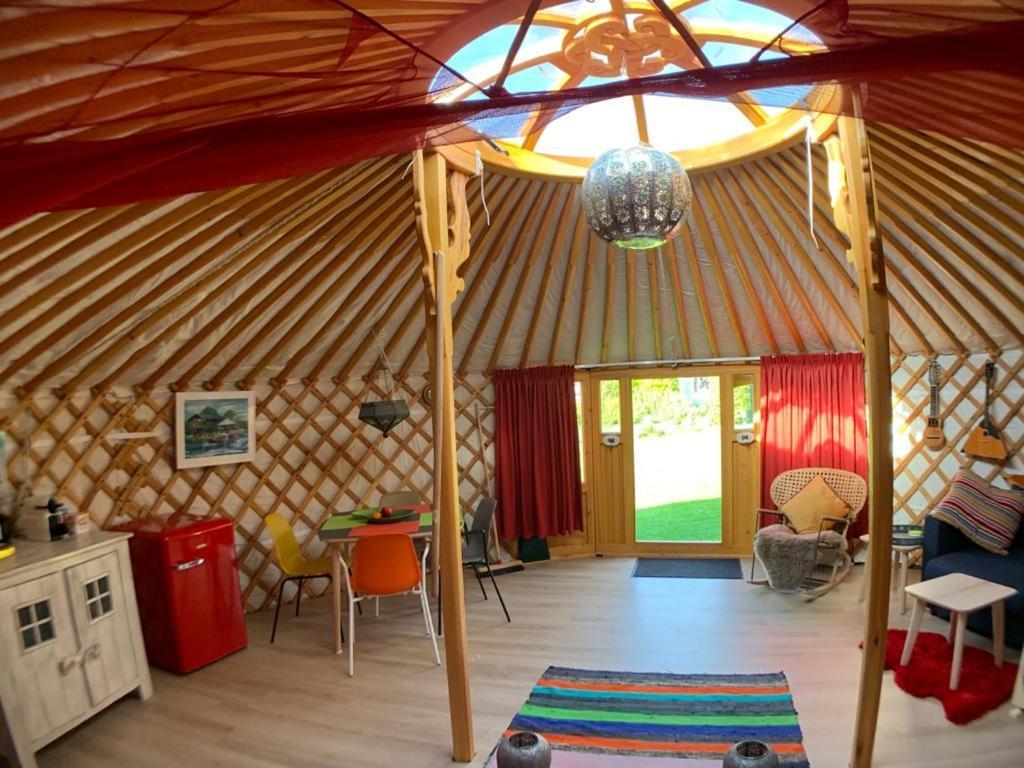 Overnachten In Een Luxe Yurt! Zonnemaire Exteriér fotografie