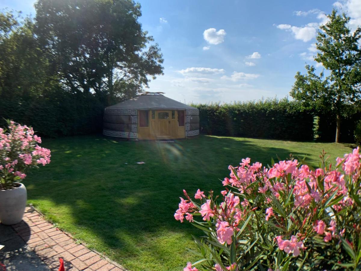 Overnachten In Een Luxe Yurt! Zonnemaire Exteriér fotografie